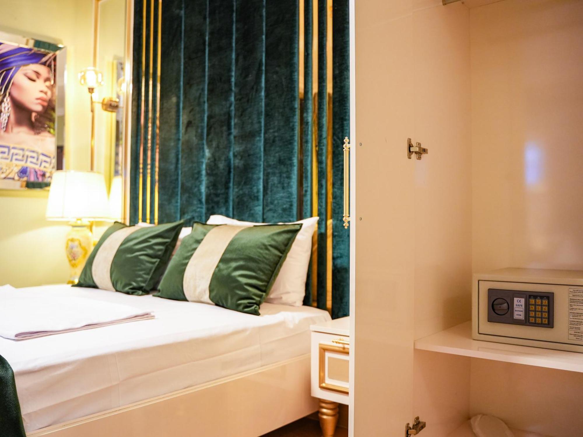Whitemoon Hotel Suites Taksim Istanbul Exterior foto